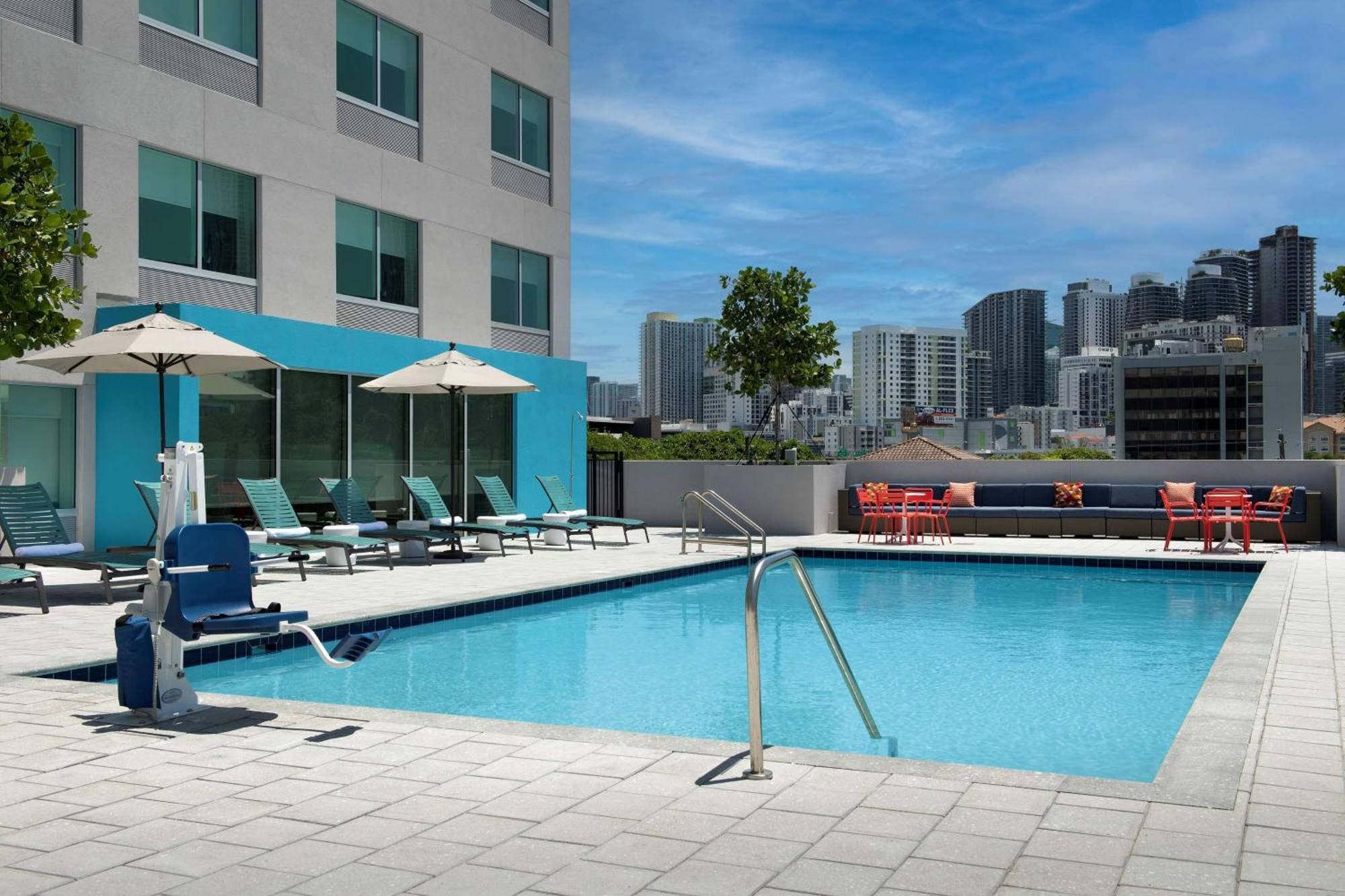 فندق Tru By Hilton Miami West Brickell المظهر الخارجي الصورة